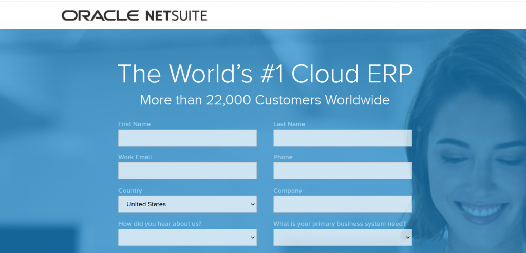 Toont kijkers het formulier dat wordt gebruikt om zich aan te melden voor de gratis producttour van Netsuite.