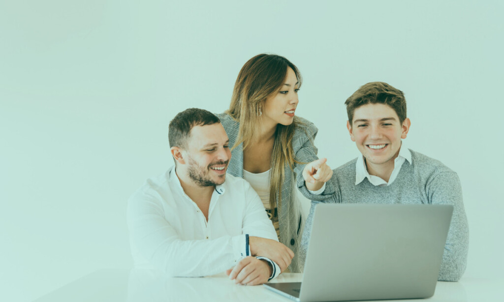 The Best Freshteam Alternatives for Small Businesses