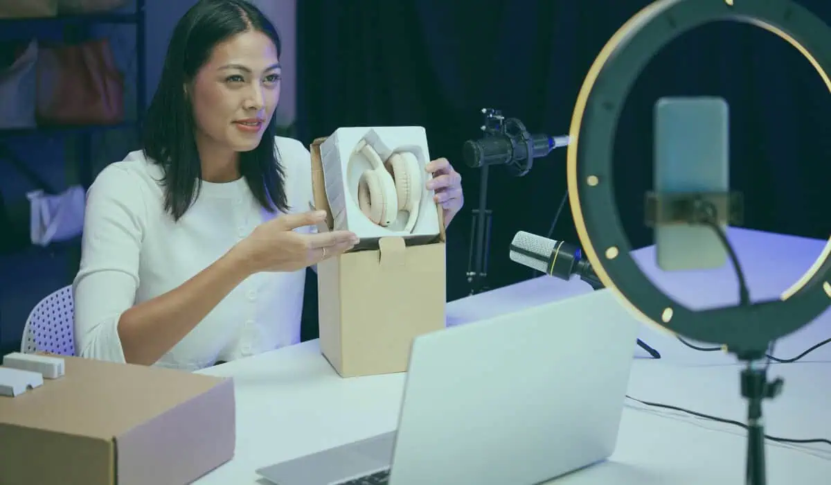 Levanta vs. Influencity: Which Is Best for Amazon Brands?