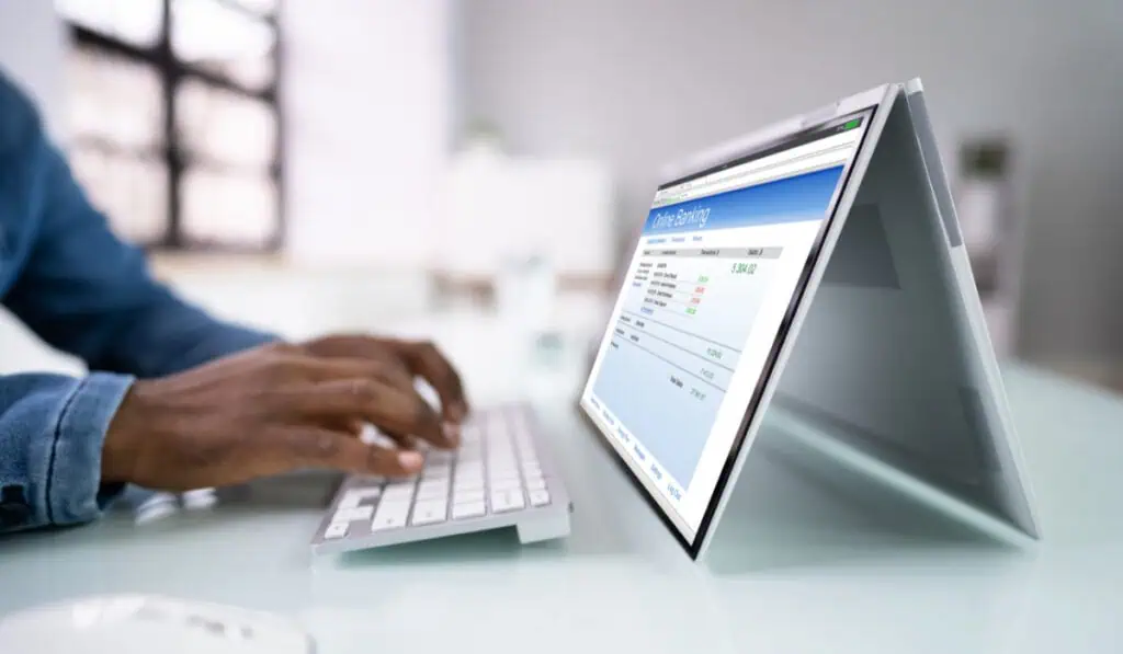 ACH vs. Credit Card Payments for Businesses