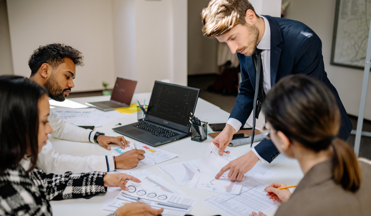 How to build an internal knowledge base