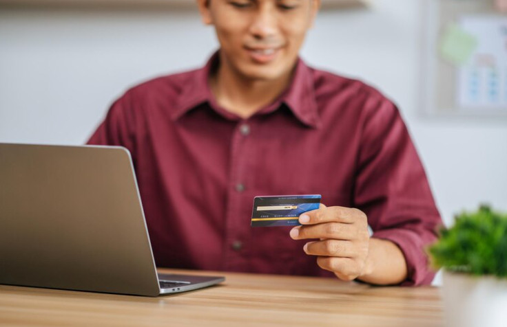 Is It Worth It to Pay for Meta Ads with a Credit Card?