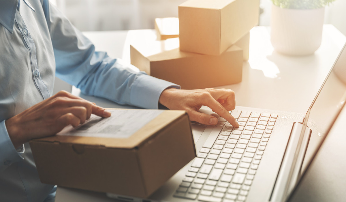 The Best Way to Ship a Package for Growing eCommerce Stores