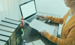 Fractional CFO vs Outsourced Controller
