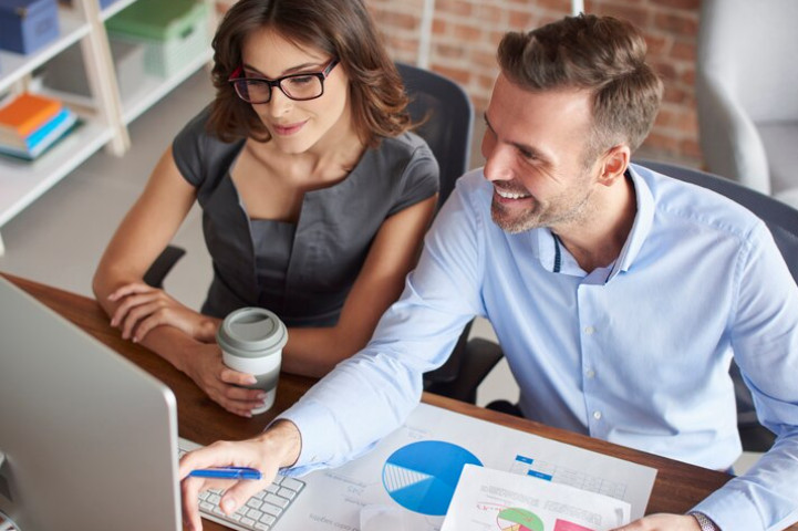 The In-House FP&A Analyst or Outsourced or Fractional FP&A