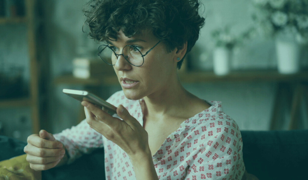 How an AI Voice Agent Works for Customer Service: A Definitive Guide