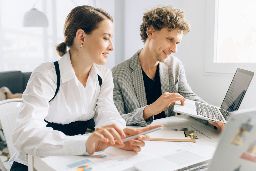 How to choose the right AI marketing consultant for your team